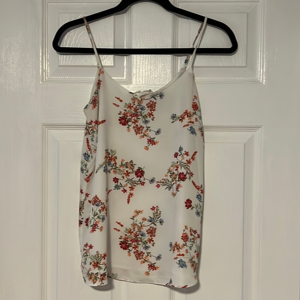 Hippie Rose white floral tank